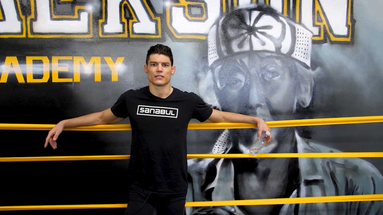 Itzel Ohannessian - UFC: Fighter Driven Alan Joban